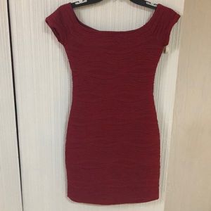NWOT Wet Seal Textured Cap-Sleeve Bodycon Dress S